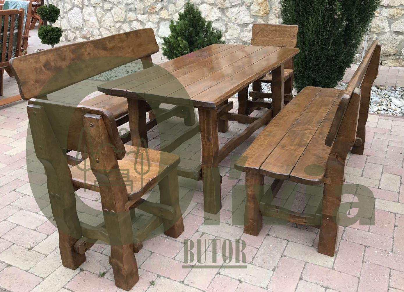 Rönkhatású kerti bútor 2 paddal és 2 székkel